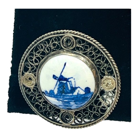Delfts Holland Blue Vintage Brooch Ceramic and Sterling Silver Made in Holland - Picture 2 of 7